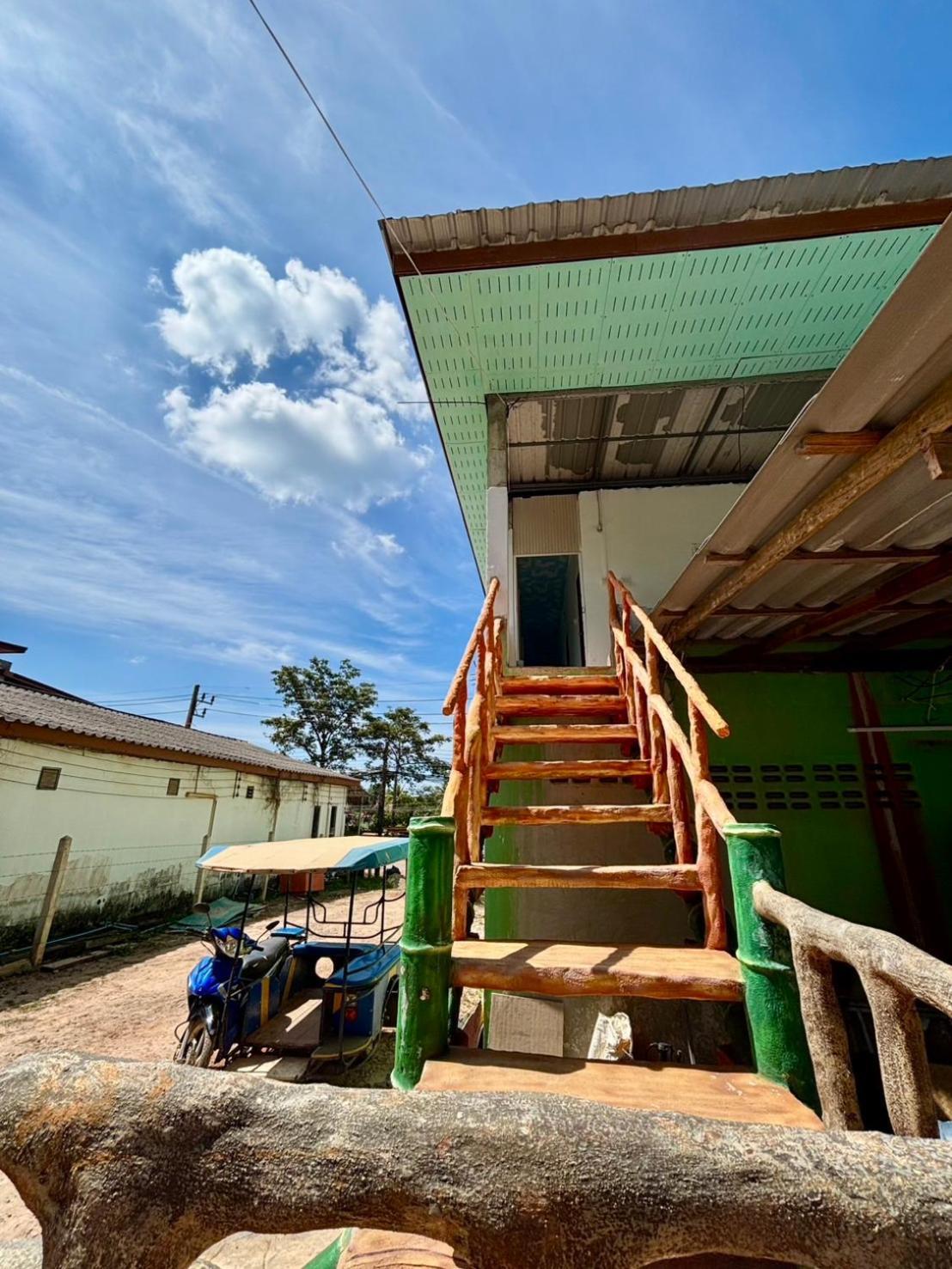 I Daa Pra-Ea Guesthouse Ko Lanta エクステリア 写真